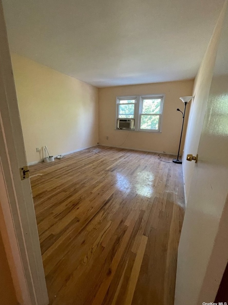 57-48 228th St #2nd Fl, Flushing, NY 11364