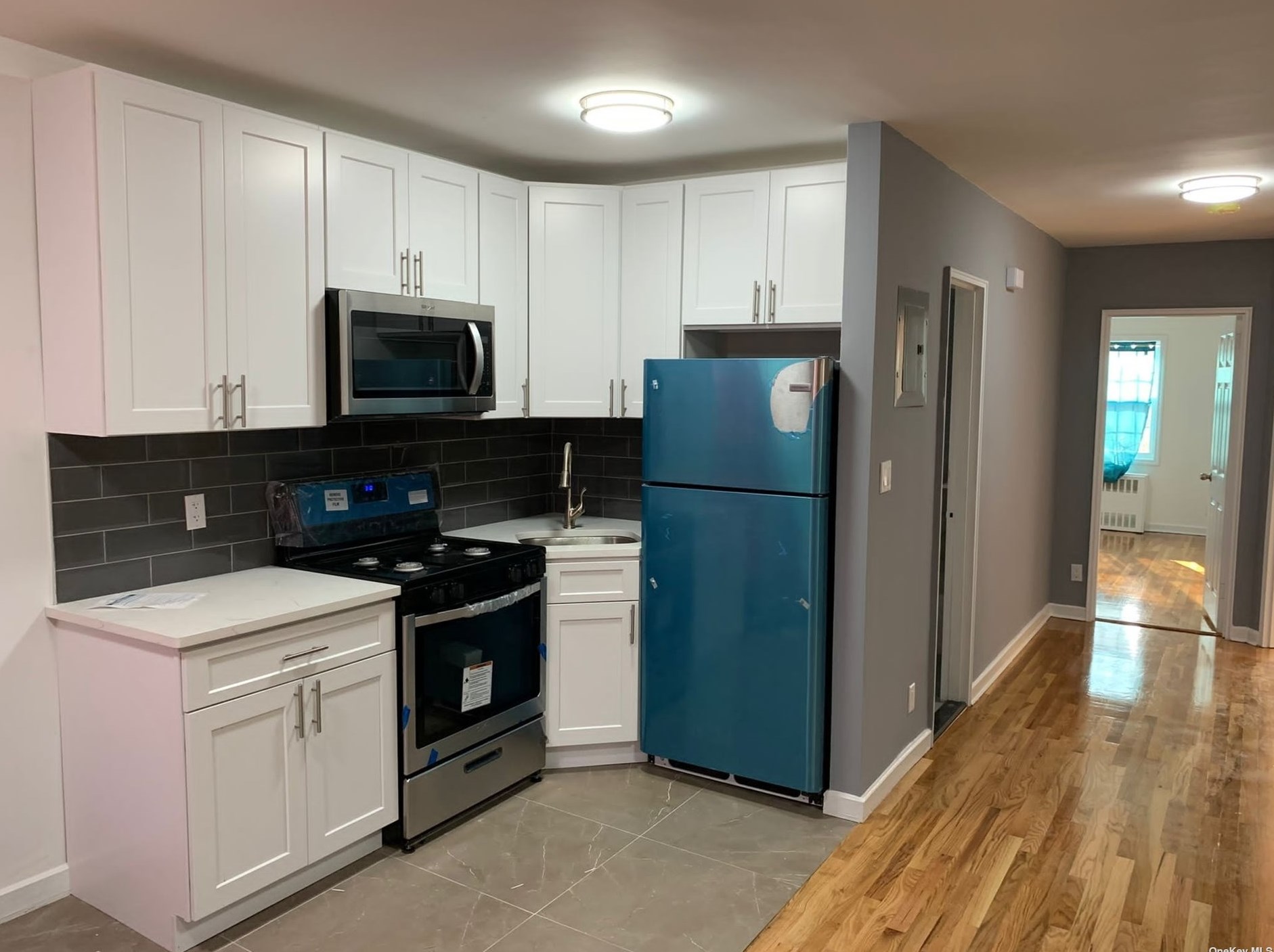 51-82 48th St #1st Fl, Flushing, NY 11377
