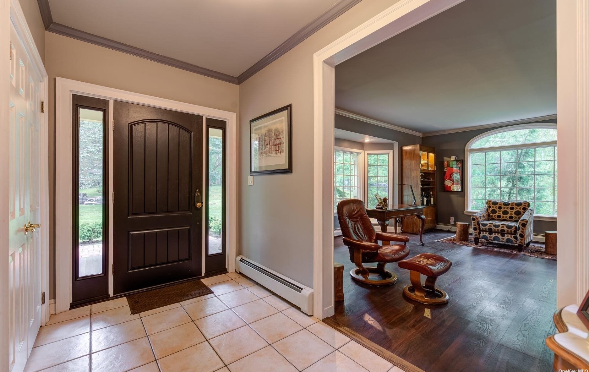 9 Pegs Ln, Cold Spring Harbor, NY 11724-2414
