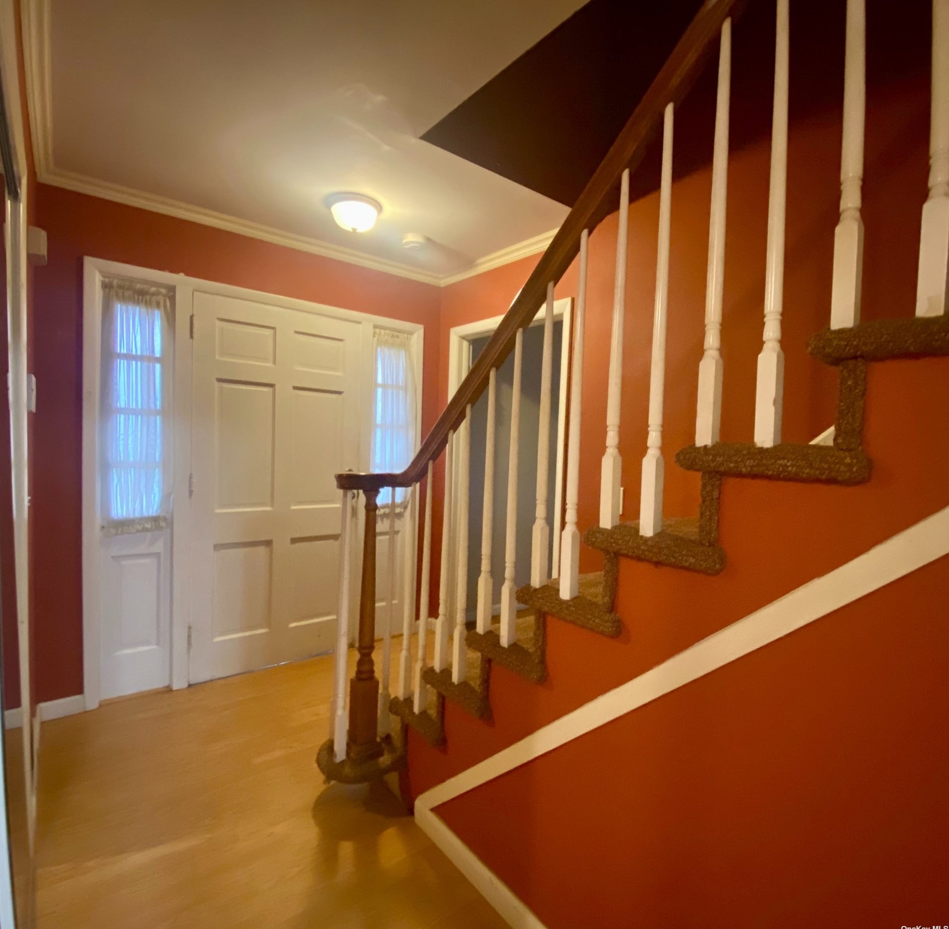 97 Greenport Ave, Gordon Heights, NY 11763-3728