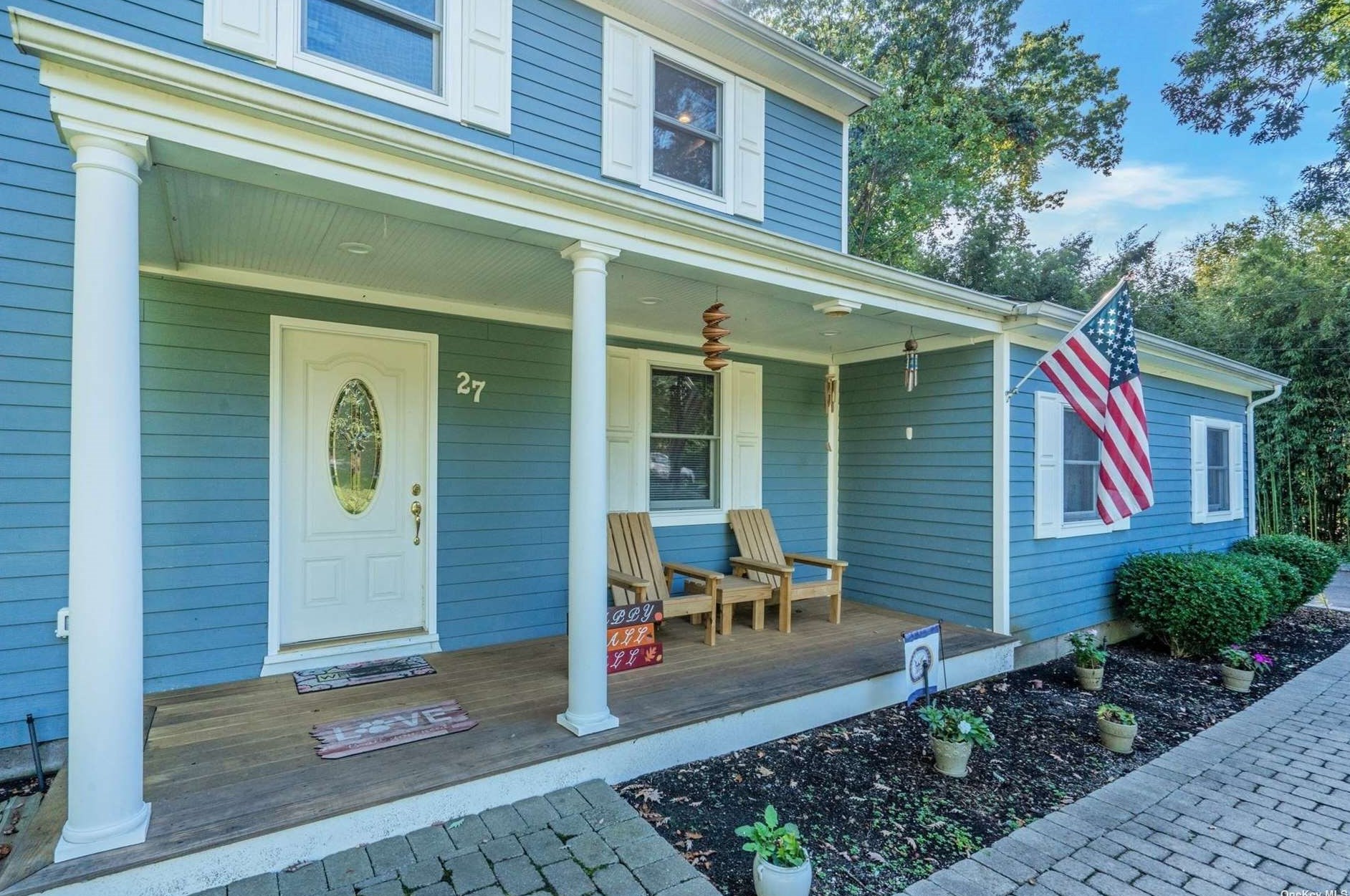 27 Cove Ln, Prt Jefferson Station, NY 11777-1139