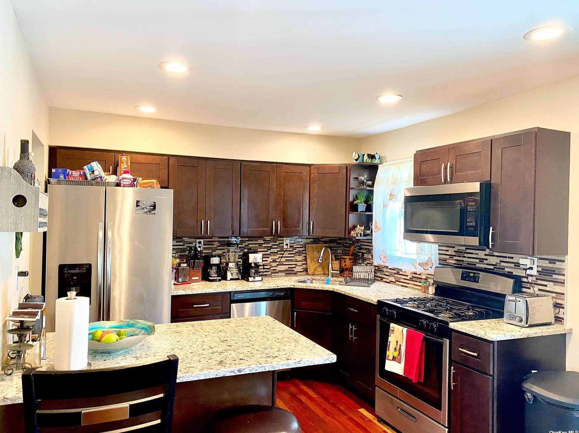 125 Milburn Ave, Hempstead, NY 11550-7134