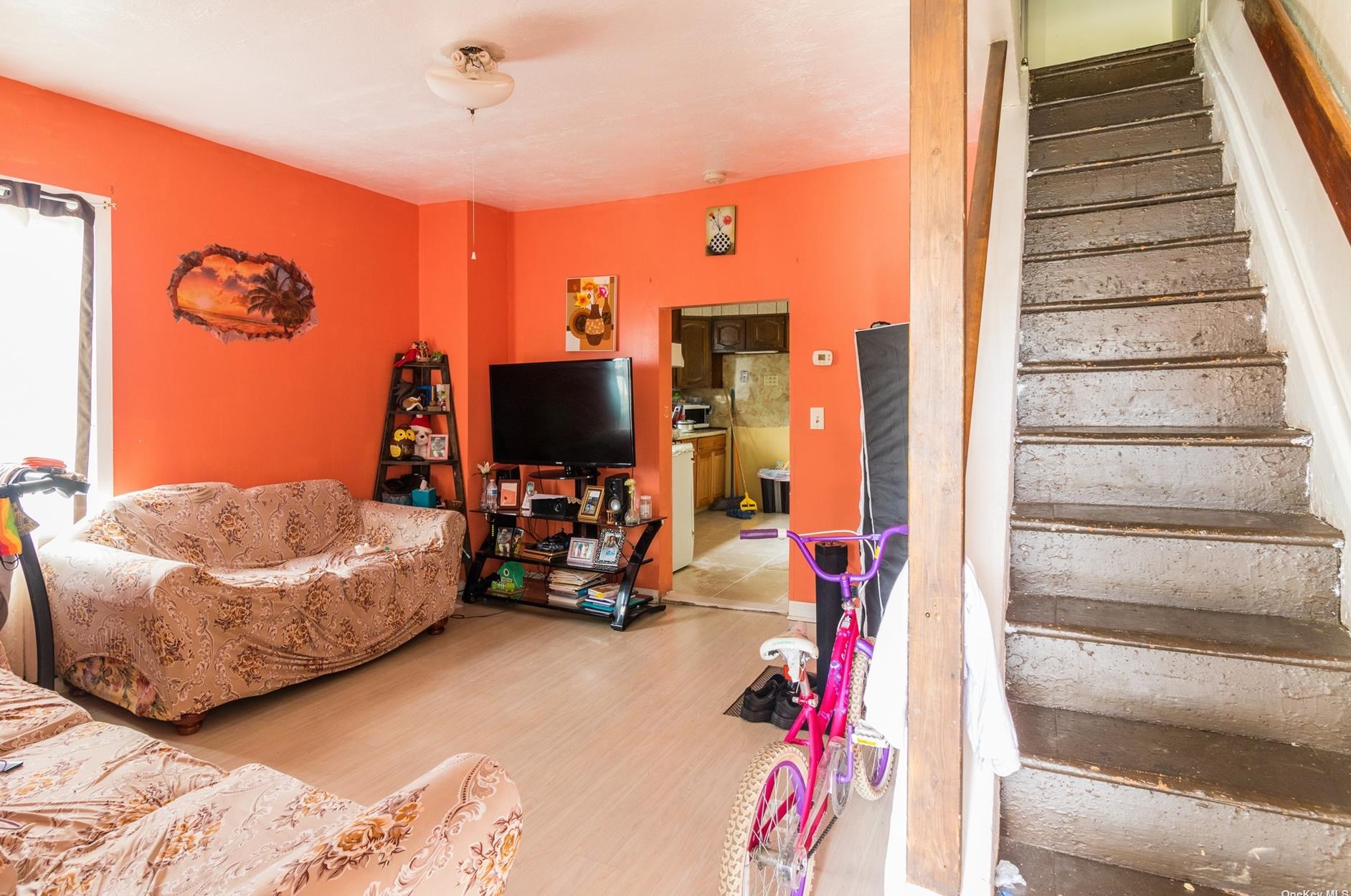 58 Orchard St, Hempstead NY  11550-3624 exterior