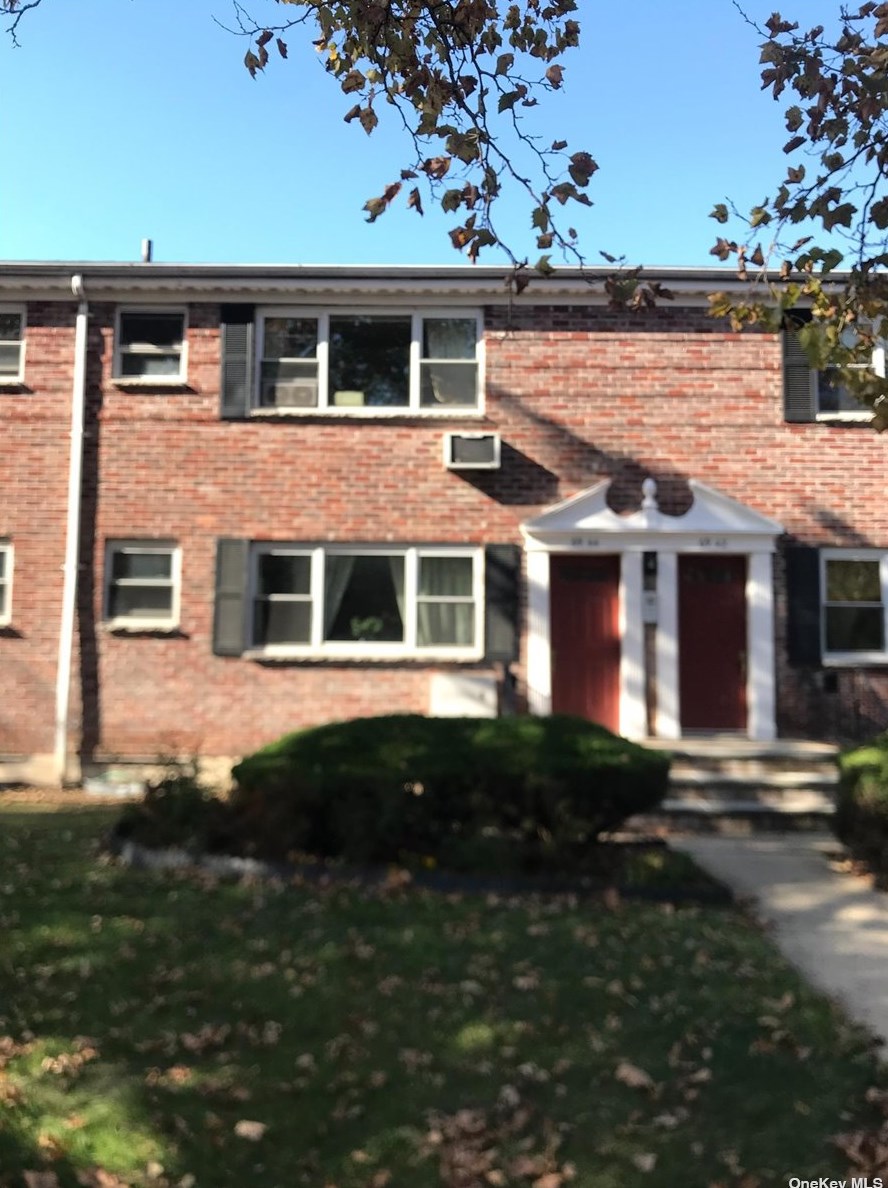 69-44 Kissena Blvd, Flushing, NY 11367-3155