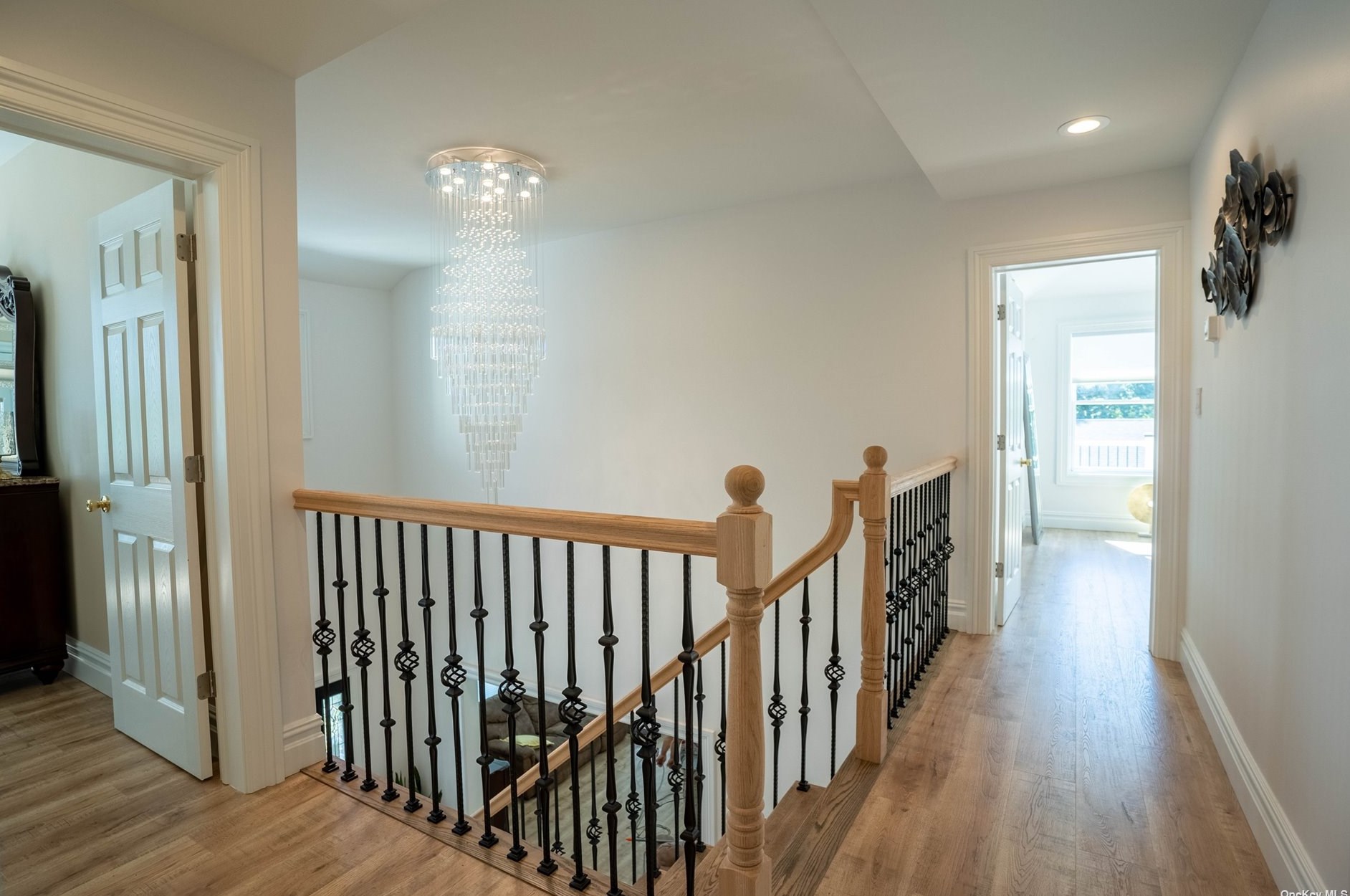 64 Highview Dr, Selden NY  11784-2719 exterior