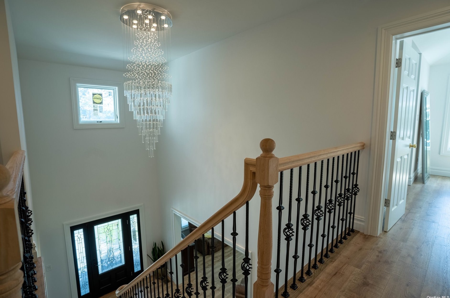 64 Highview Dr, Selden NY  11784-2719 exterior