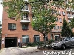 143-20 Hoover Ave #501, Jamaica, NY 11435