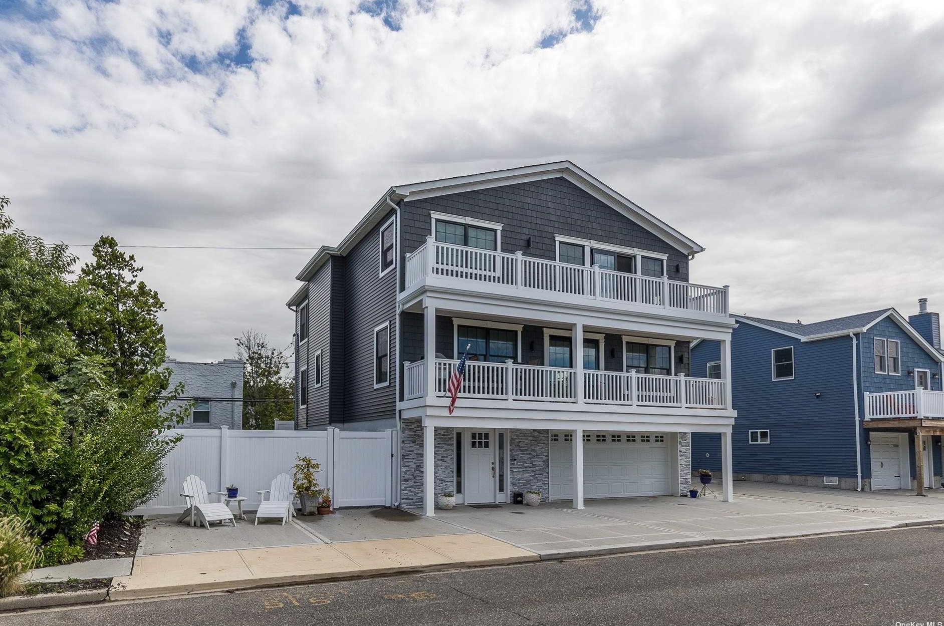 28 Kirkwood St, East Atlantic Beach, NY 11561
