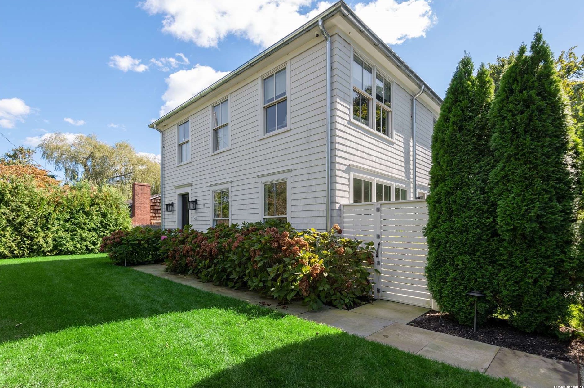 11 Indian Hill Rd, East Hampton, NY 11937
