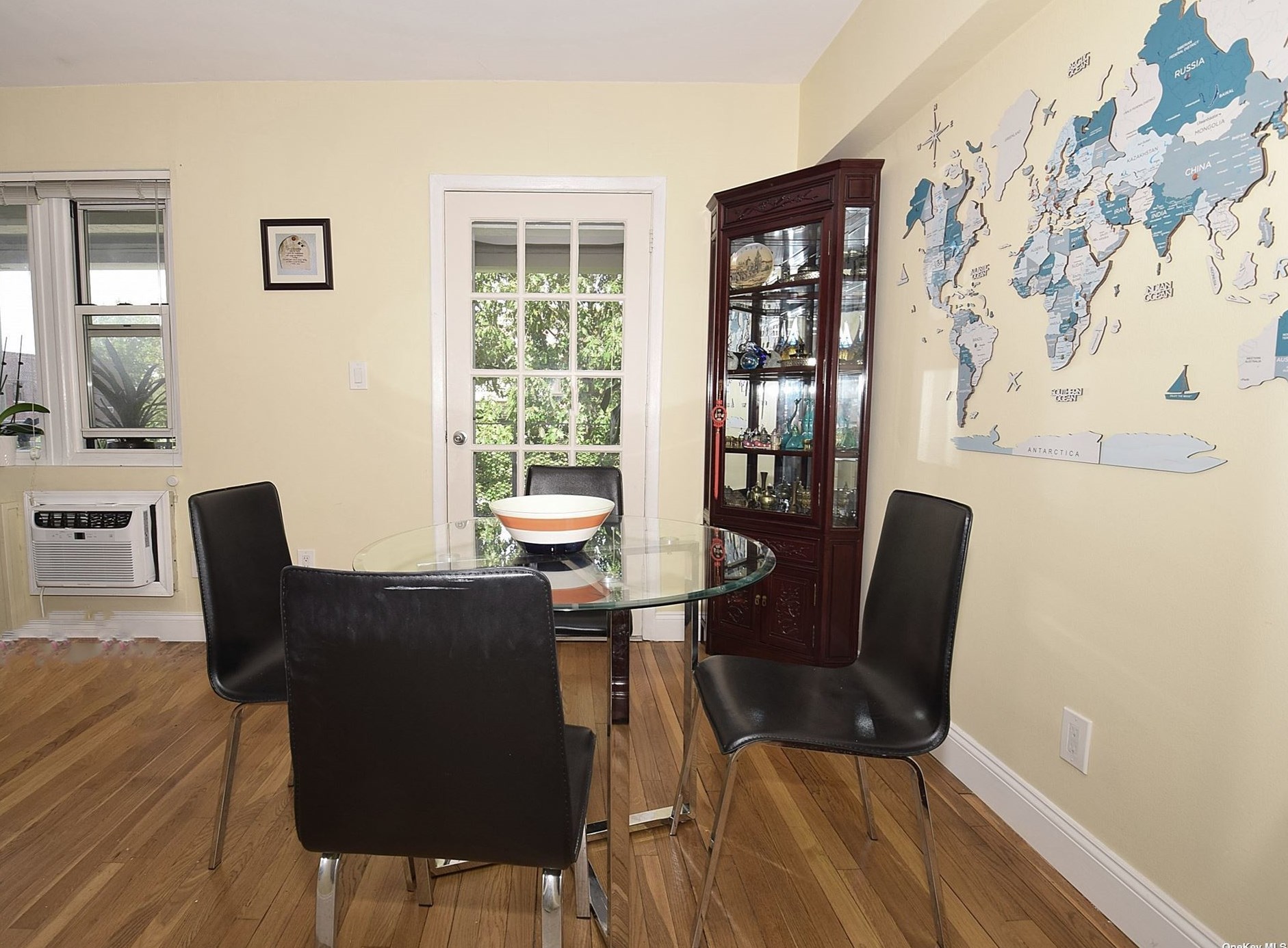 20 Hill Park Ave #3b, Great Neck, NY 11021