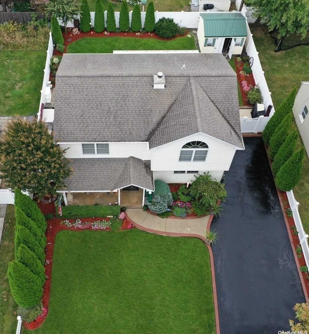 43 Hilltop Rd, Plainedge, NY 11756-2211