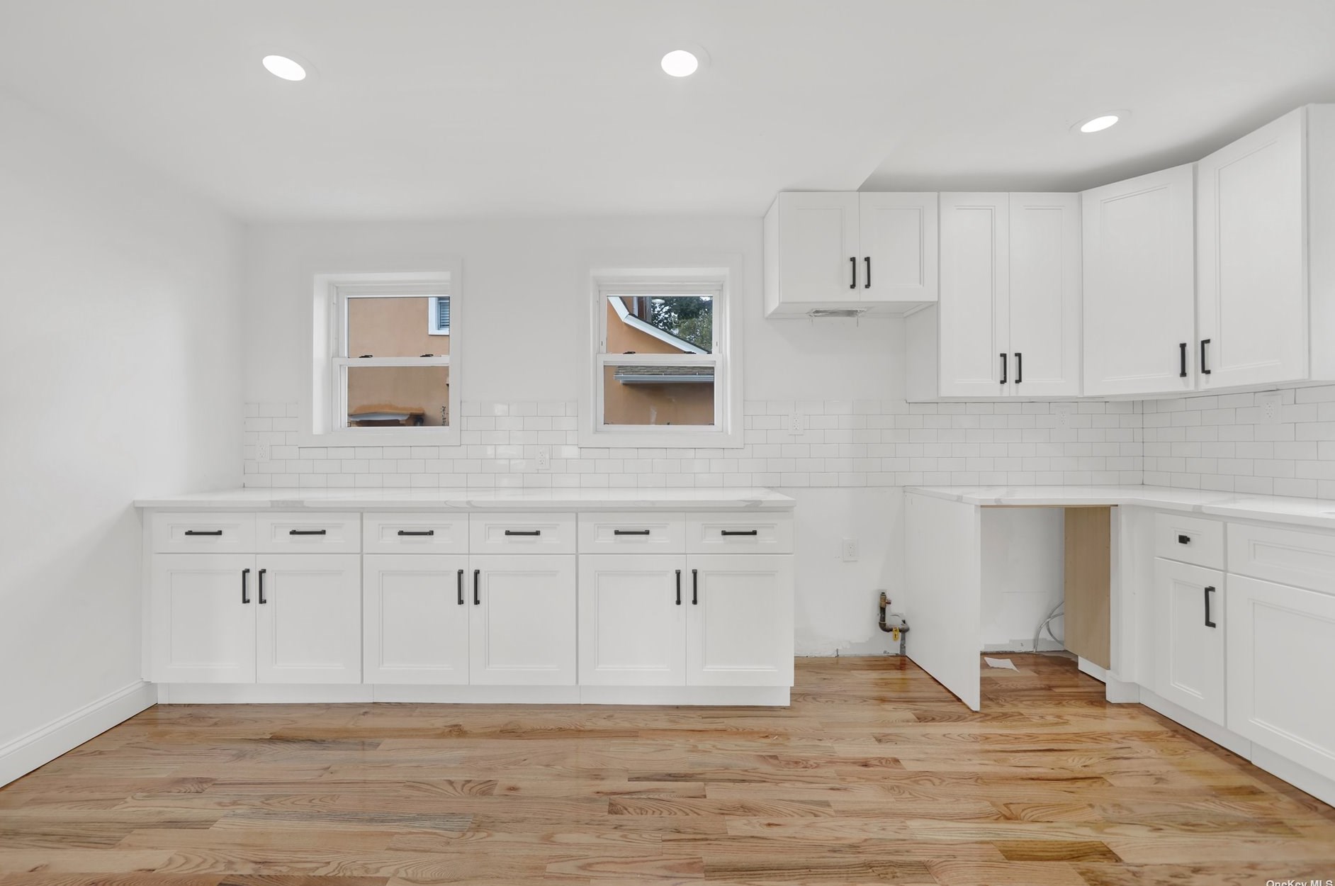 131 Willow Ave, Hempstead, NY 11550-7034