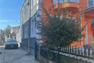 139-20 231st St - Photo 2
