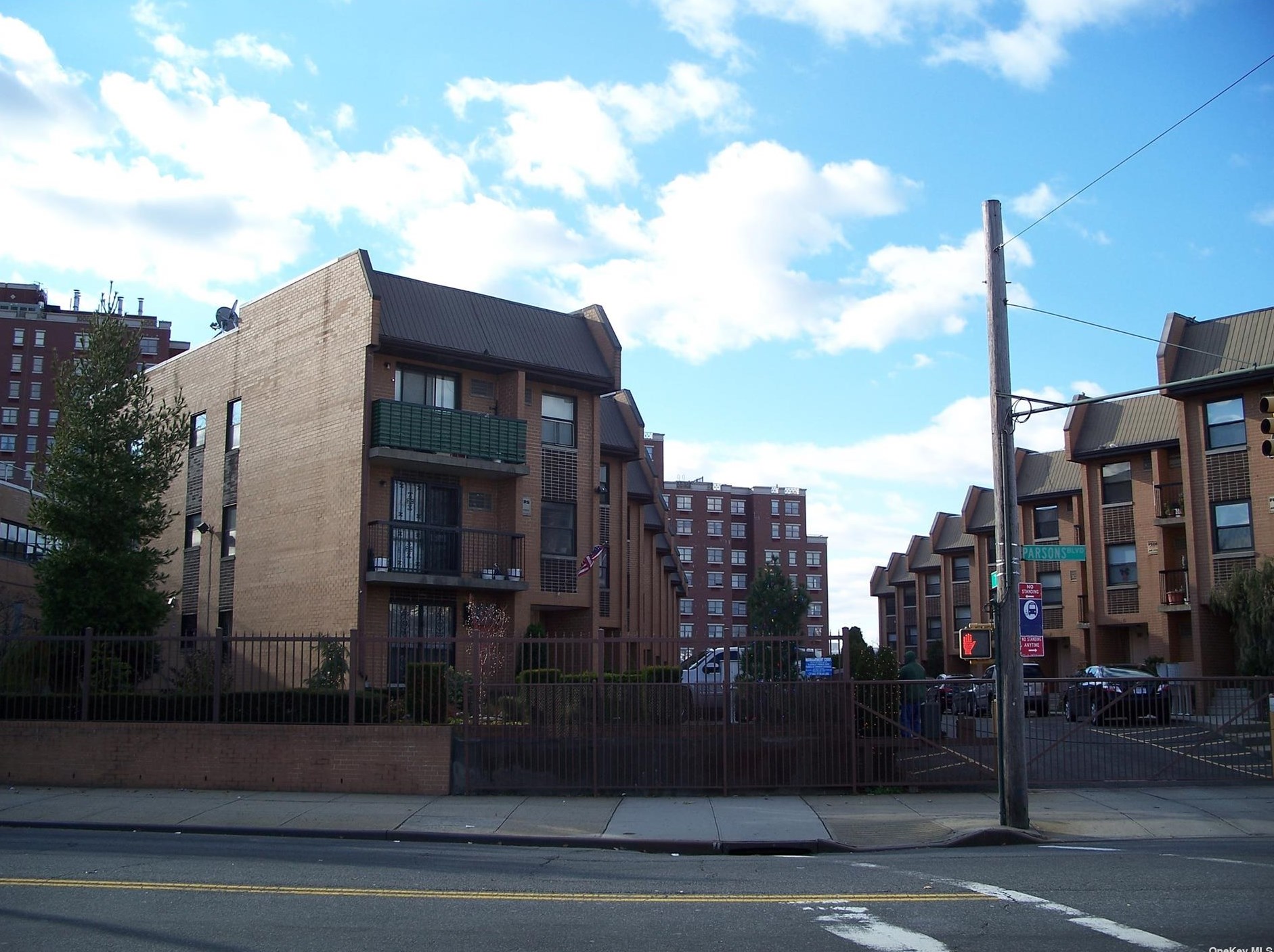 75-32 Parsons Blvd #g-1, Flushing, NY 11366