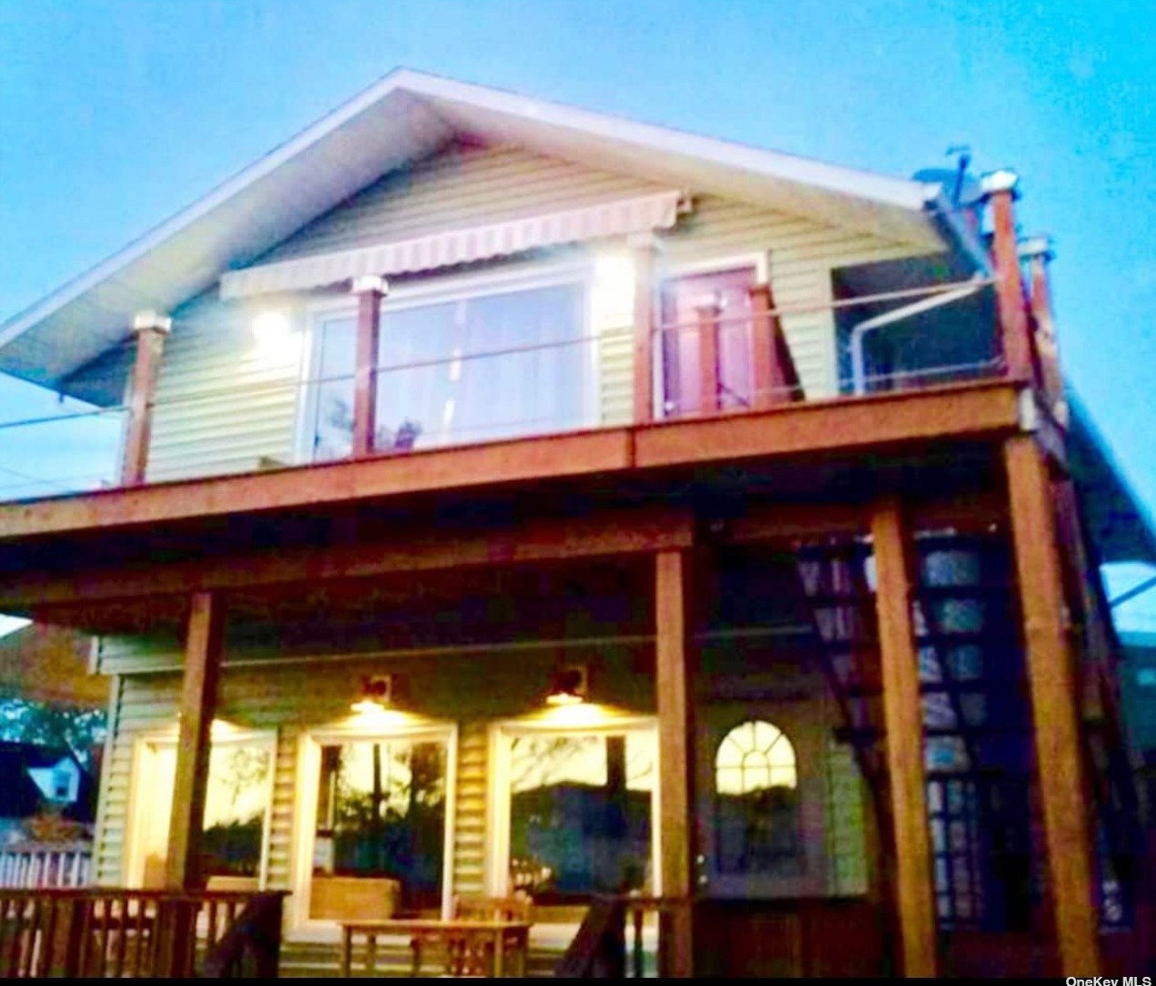 4251 New York Ave, Barnum Island, NY 11558