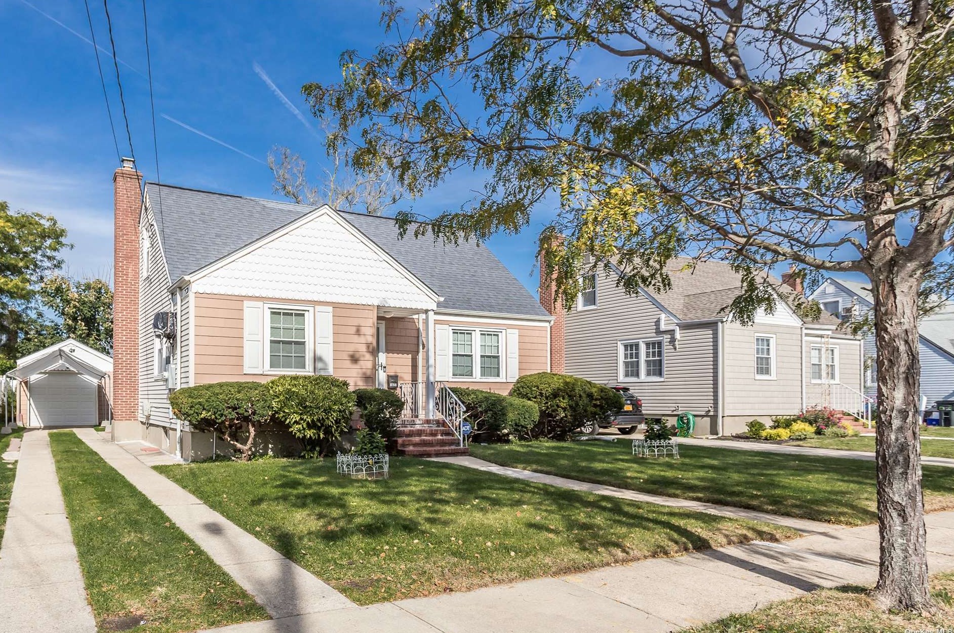 1027 Thomas Ave, North Baldwin, NY 11510-4134