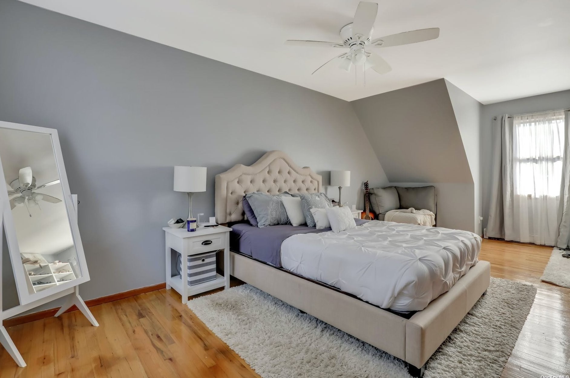 37 Stanley Dr, Smith Point NY 11967-4120 exterior