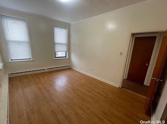 6719 Myrtle Ave, Flushing, NY 11385
