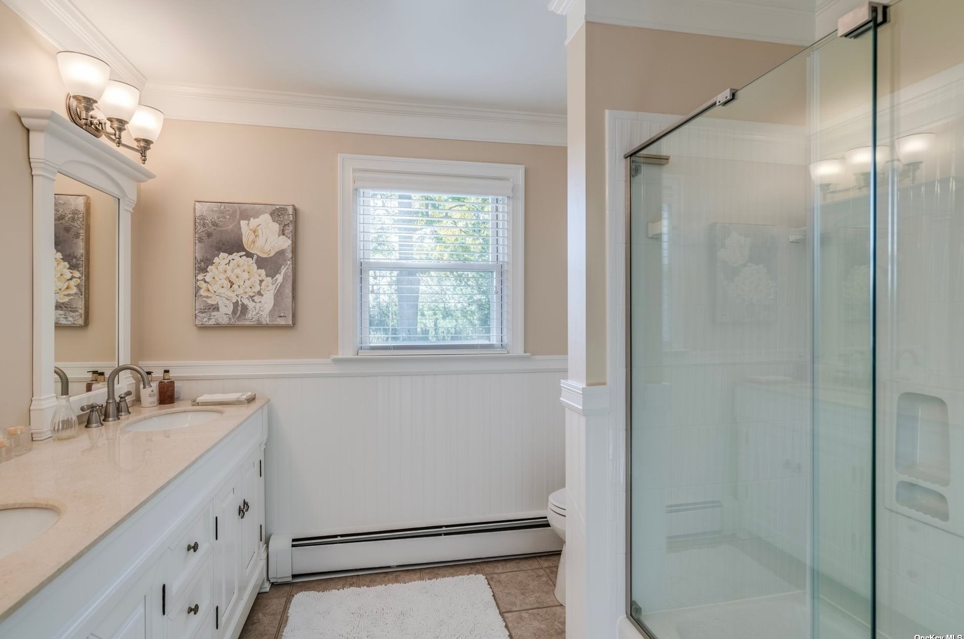 18 Briarcliff Pl, Hunt NY  11743-1826 exterior