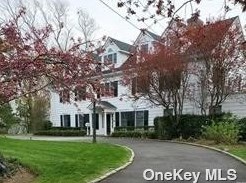 187 Hewlett Neck Rd, Woodsburgh, NY 11598