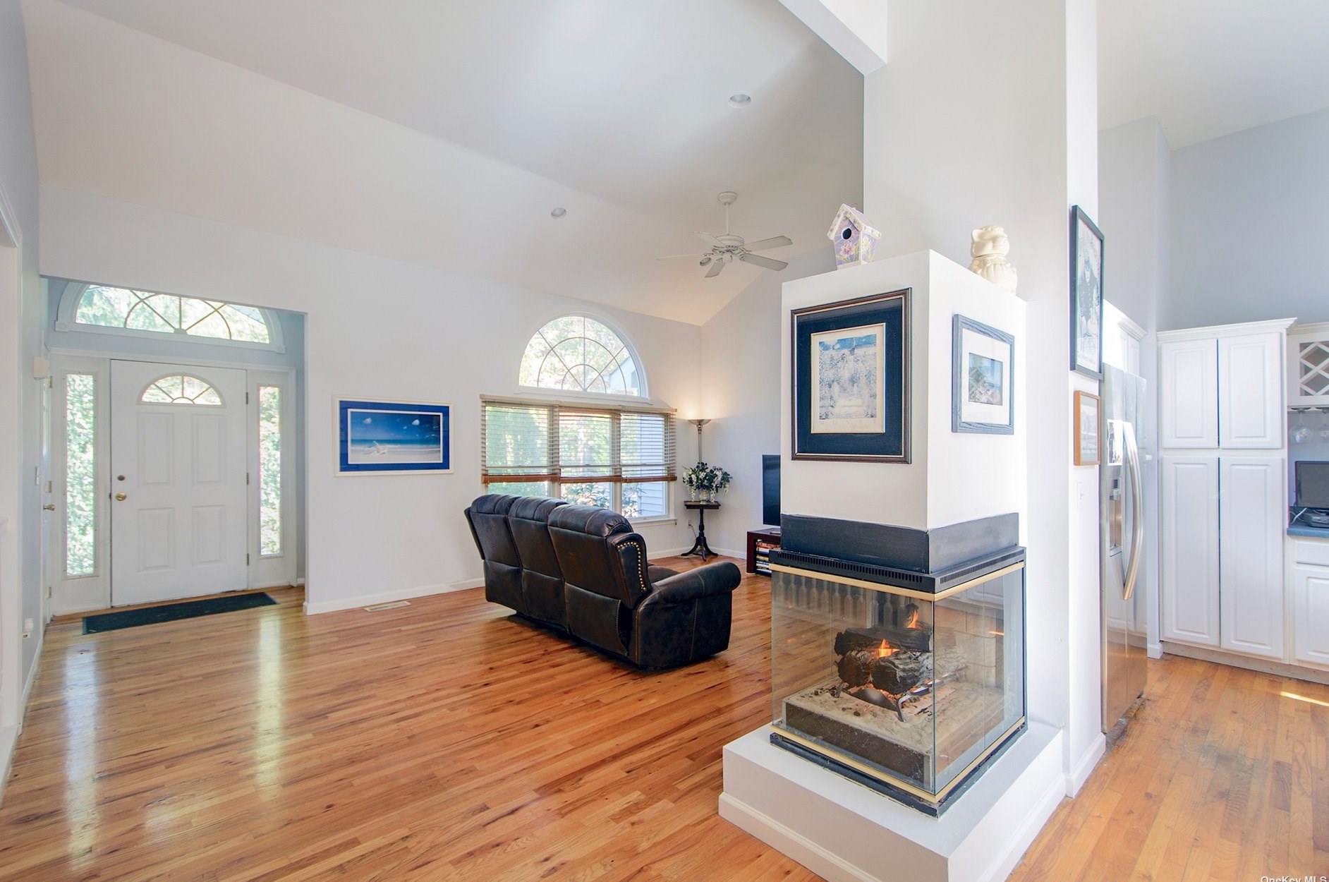 5 Carols Way, Hampton Bays, NY 11946-3546