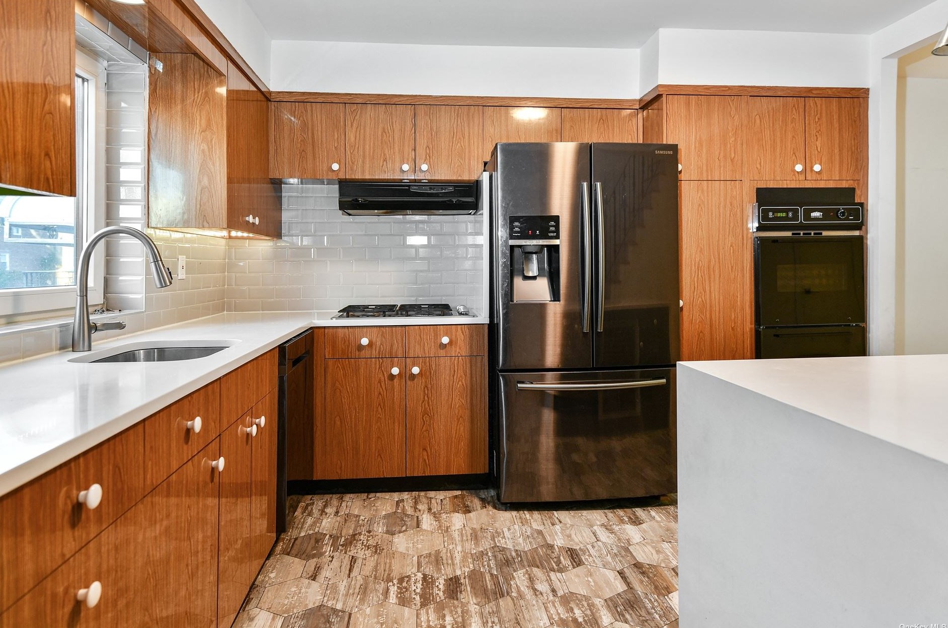69-40 Eliot Ave, Flushing NY  11378-3545 exterior