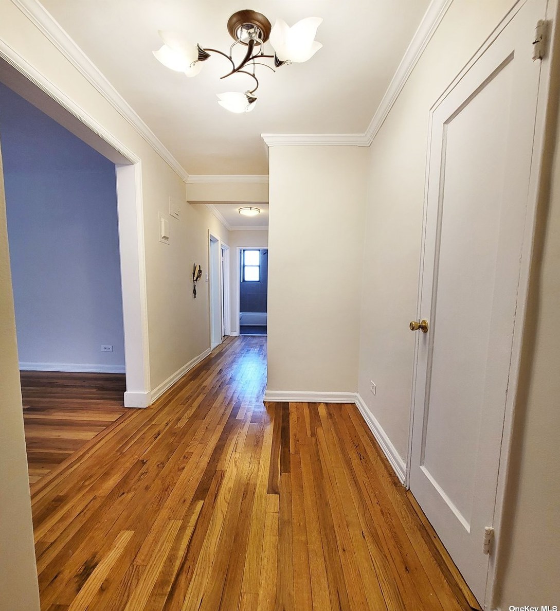 9963 66th Ave, Flushing, NY 11374-3663