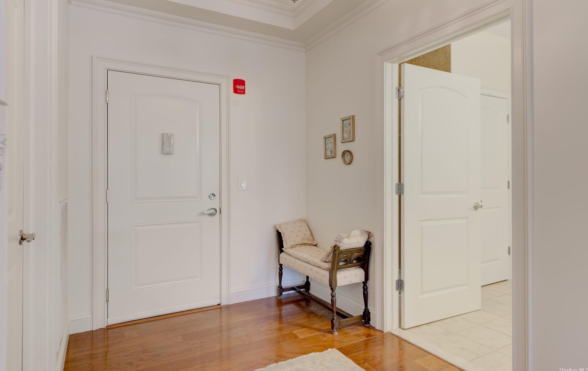 575 Pacing Way #101, Westbury, NY 11590