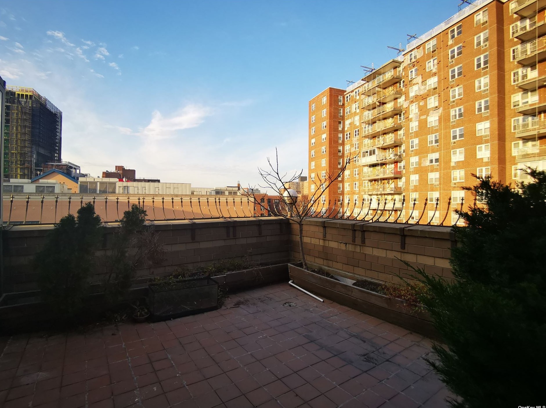 4231 Colden St Apt R7a, Flushing, NY