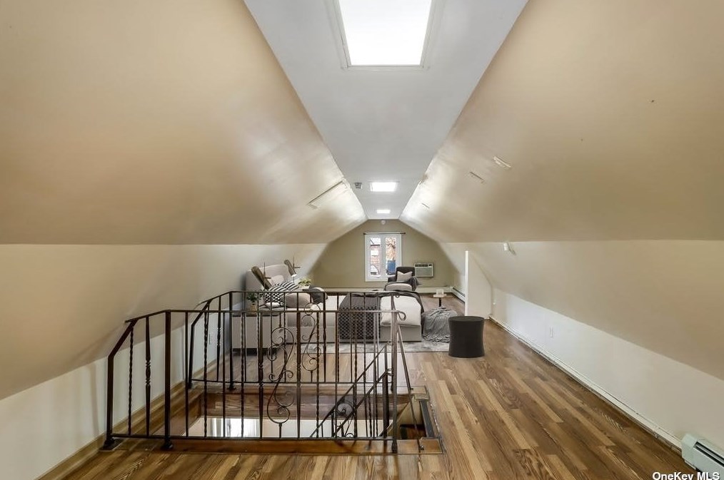 51-69 72nd Pl, Flushing NY exterior