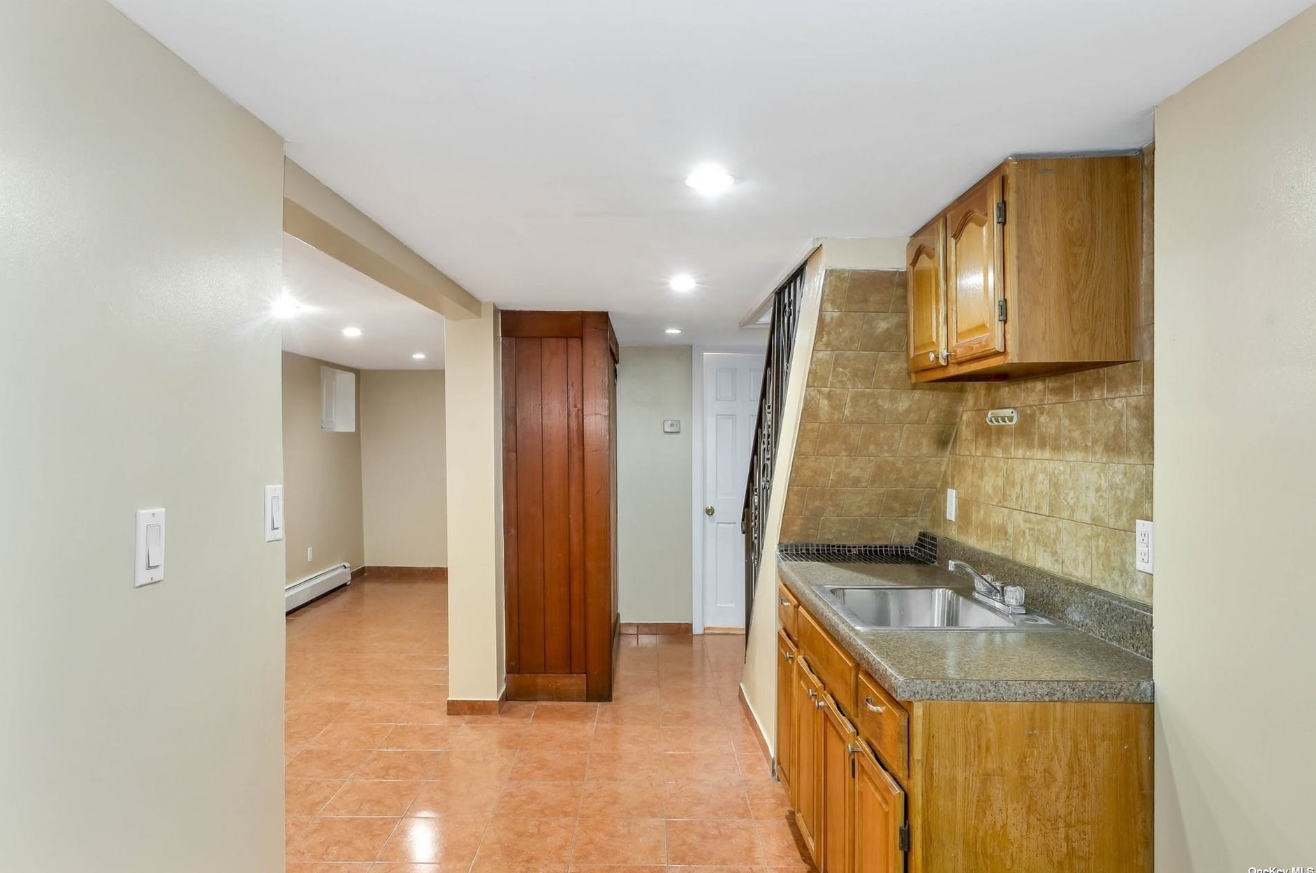 51-69 72nd Pl, Flushing NY exterior