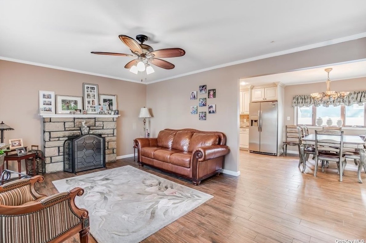33 Nearwater Ave, East Massapequa NY  11758-8438 exterior