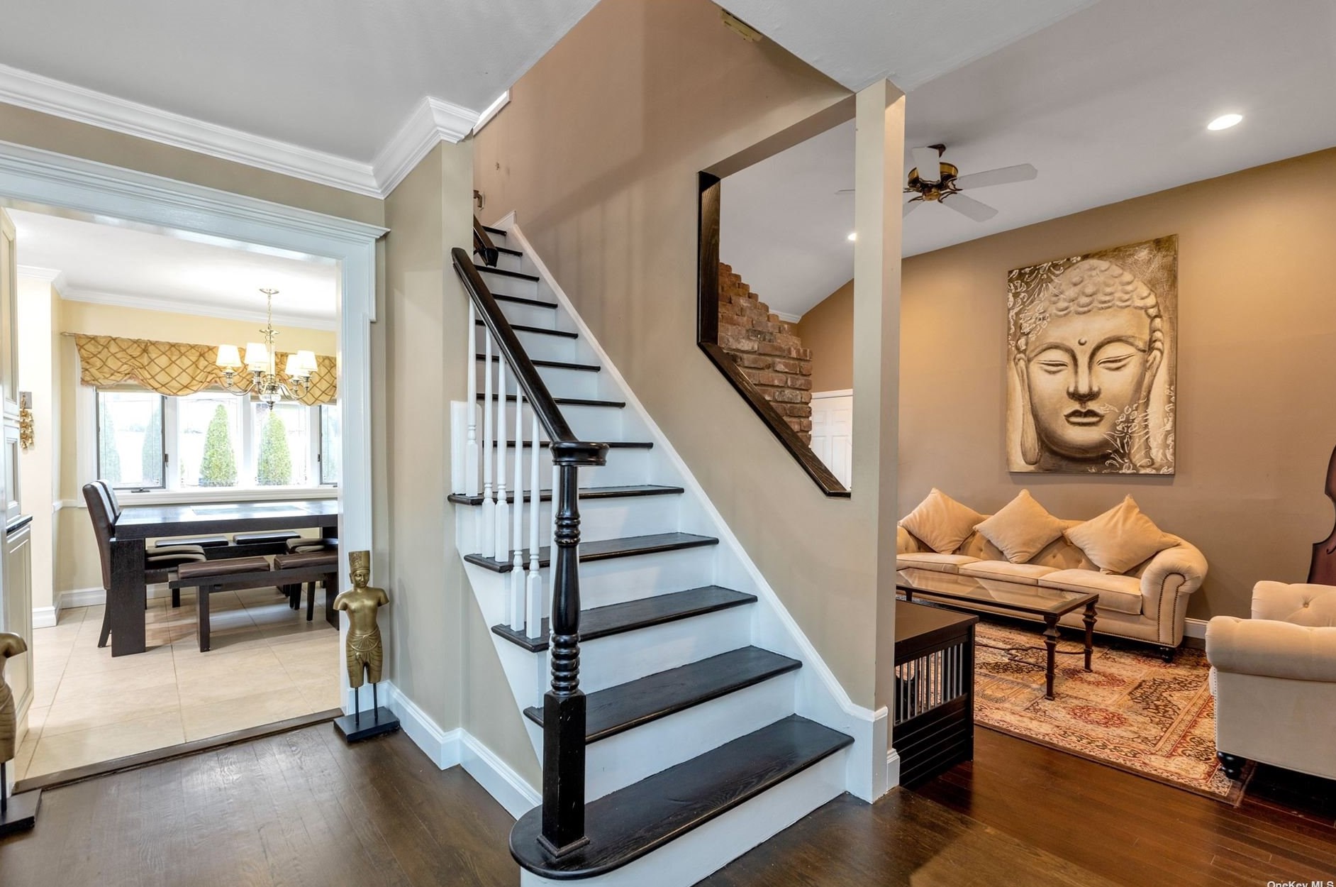 20 Chenango Dr, Muttontown, NY 11753