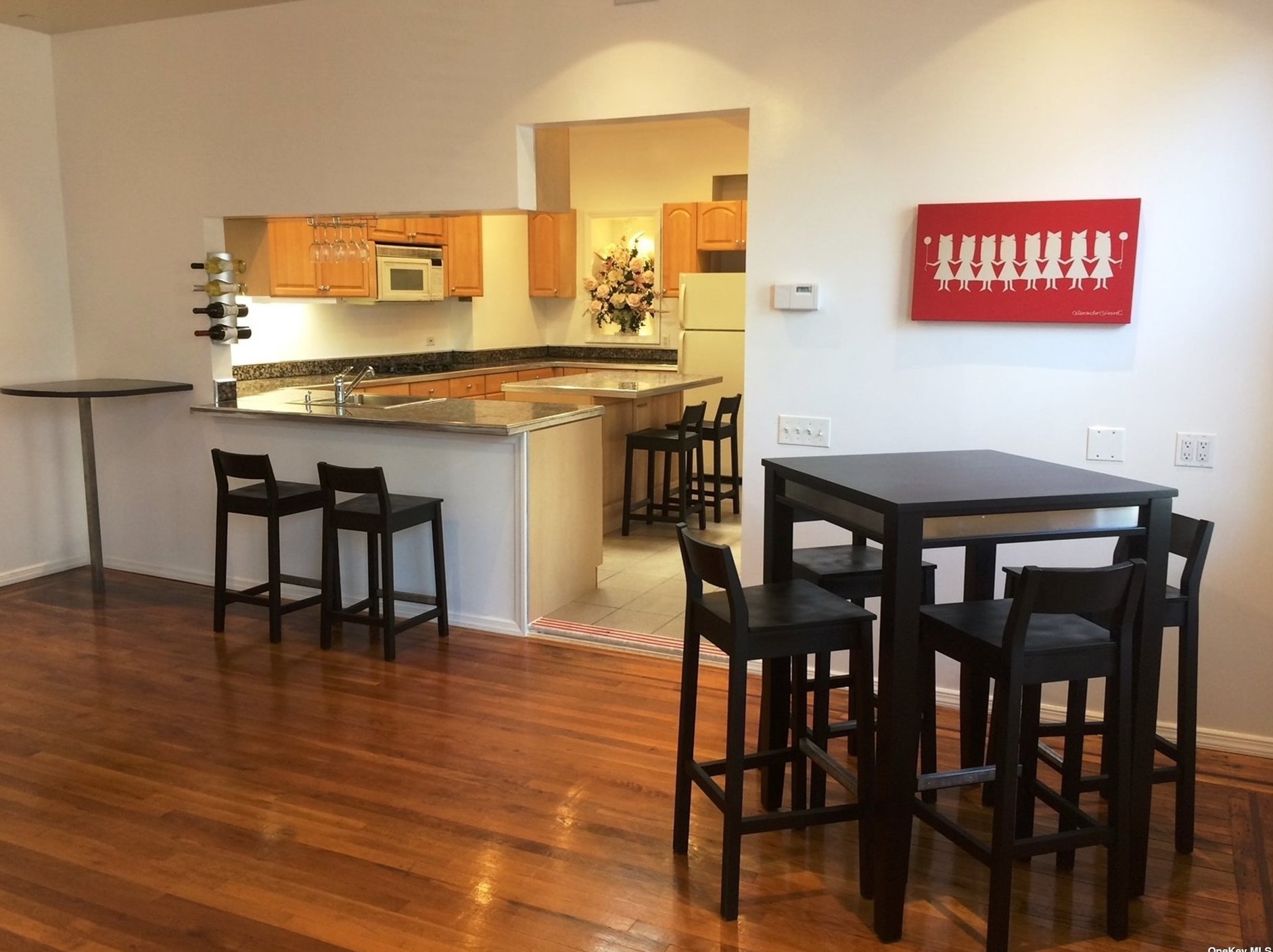 45-06 108th St, Flushing, NY 11368-2523