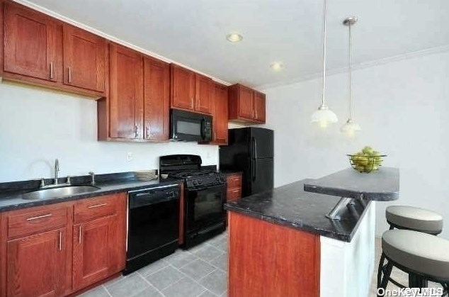 479 Front St #3h, Hempstead, NY 11550