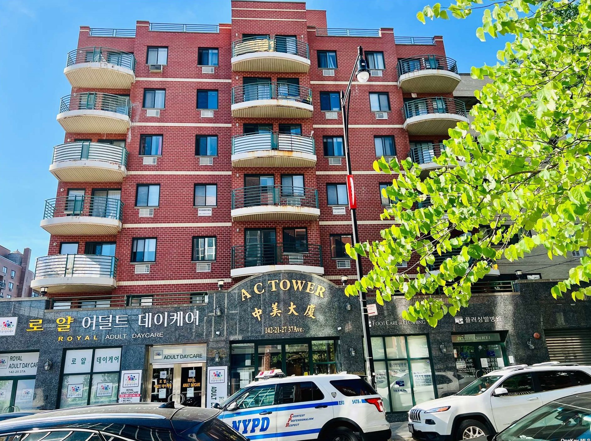 142-21 37th Ave, Flushing NY  11354-2446 exterior