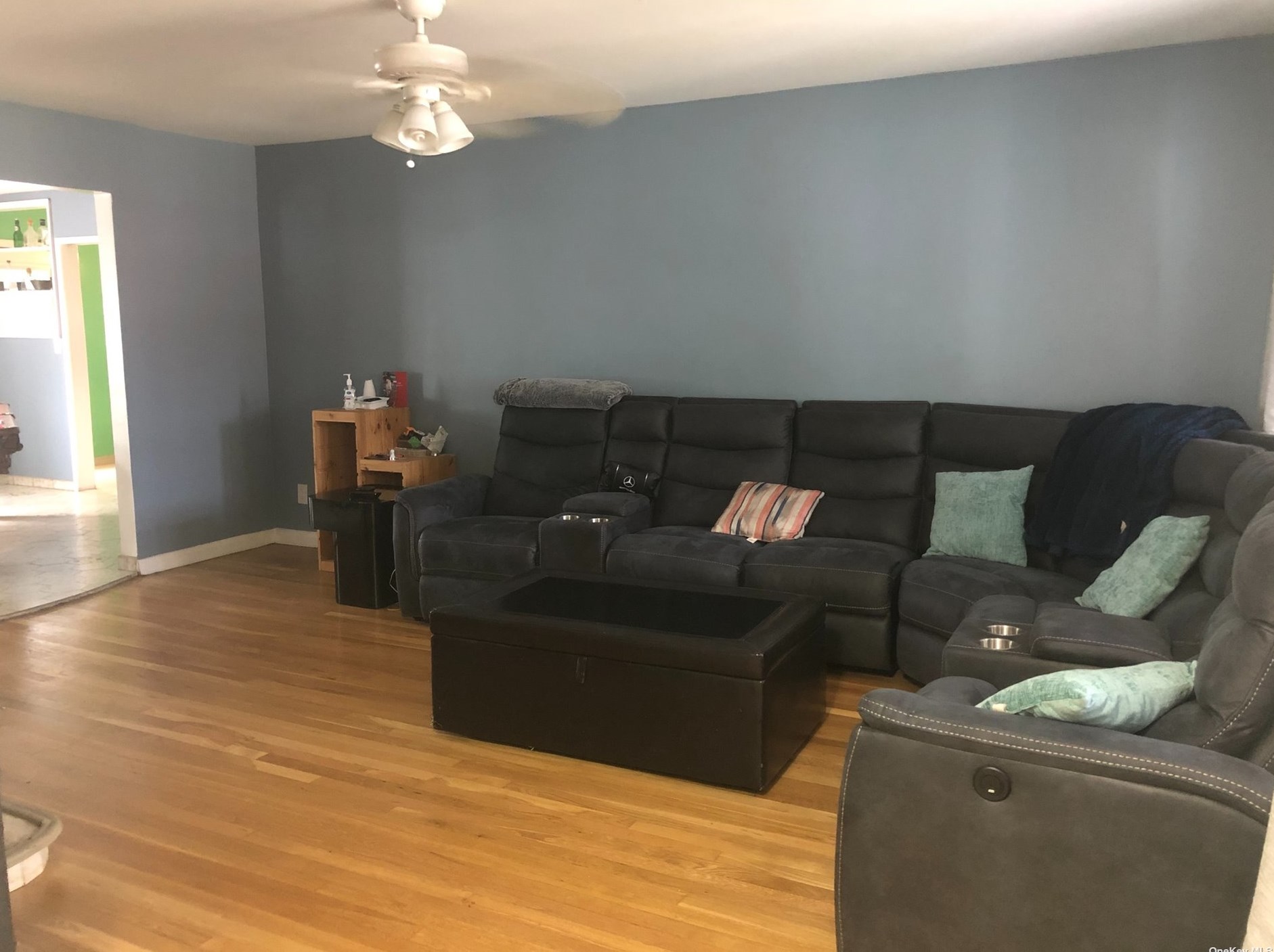 1004 Pacific St, North Baldwin, NY 11510-4434