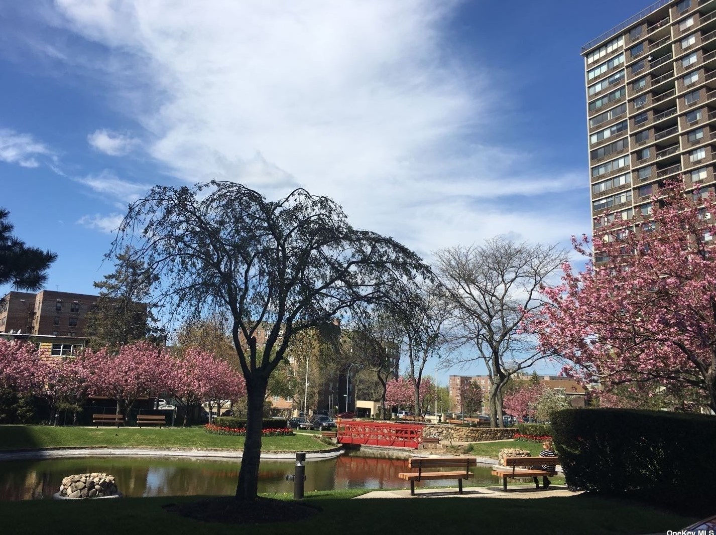 2 Bay Club Dr, Flushing NY  11360-2957 exterior