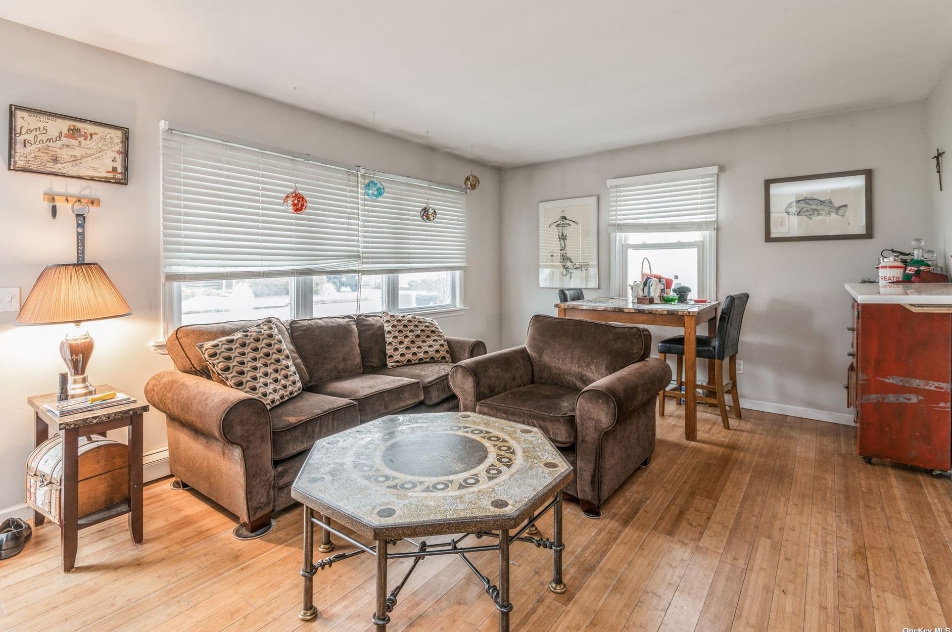 7 Leo St, Canaan Lake, NY 11772-3826