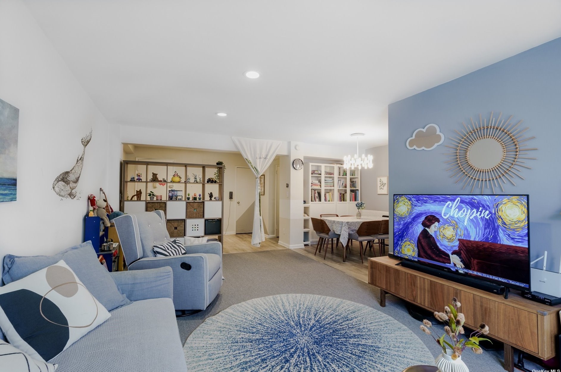 36 Barstow Rd #2k, Great Neck, NY 11021