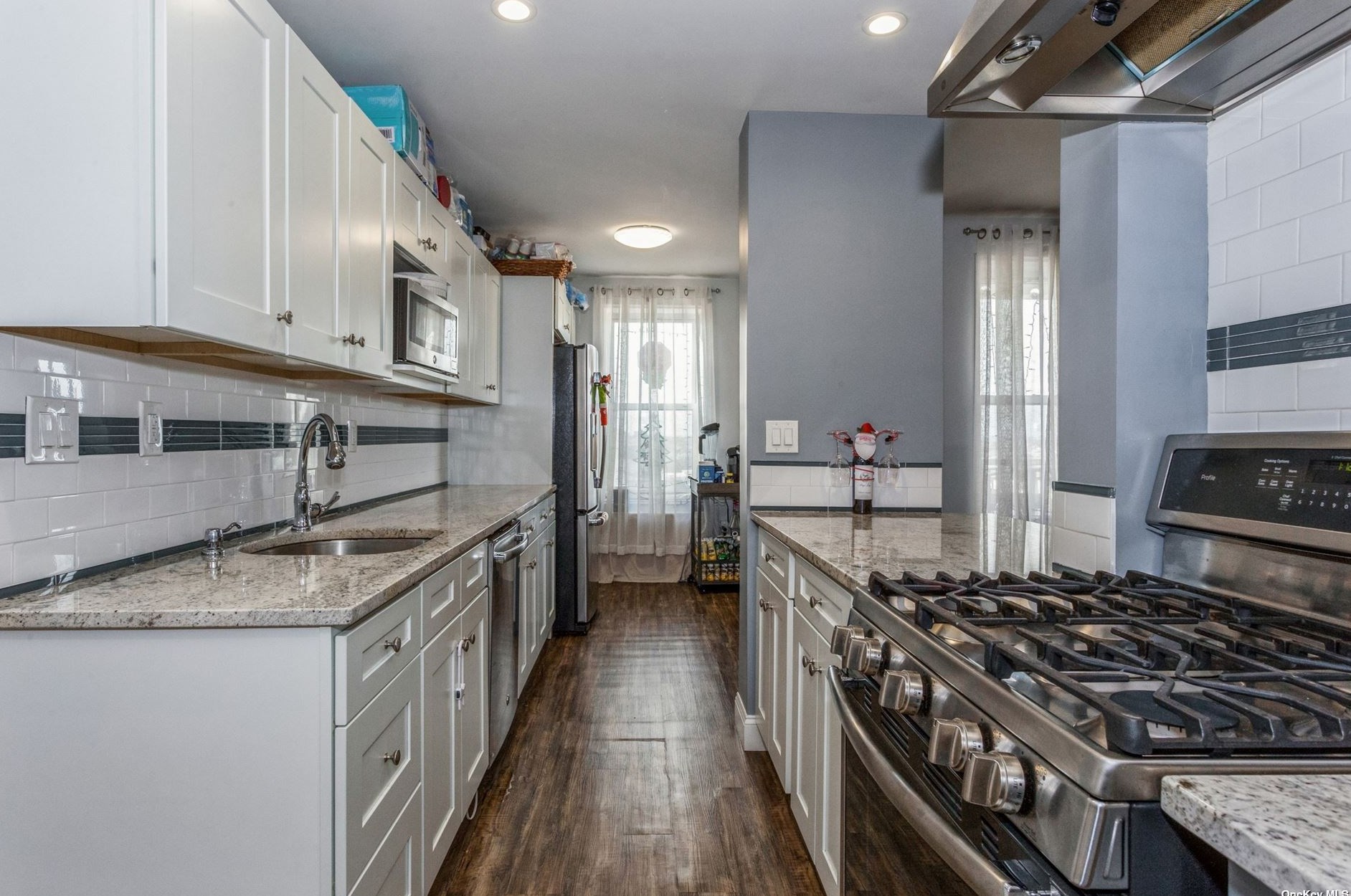 855 E Broadway #4f, East Atlantic Beach, NY 11561