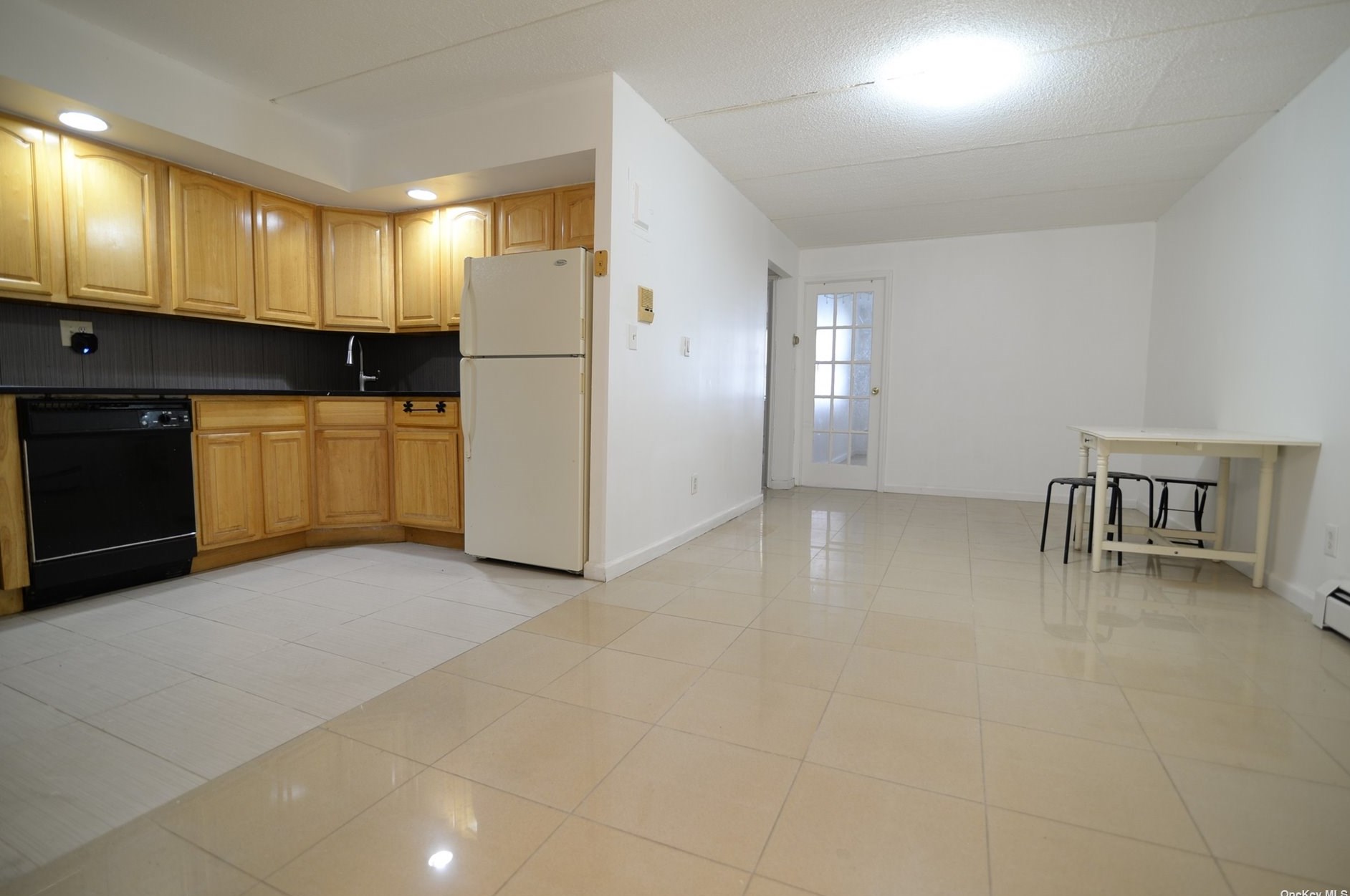 143-39 Barclay Ave #a2, Flushing, NY 11355
