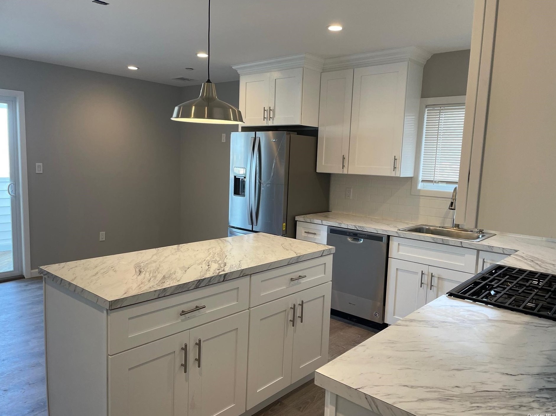 616 E Broadway #5e, East Atlantic Beach, NY 11561