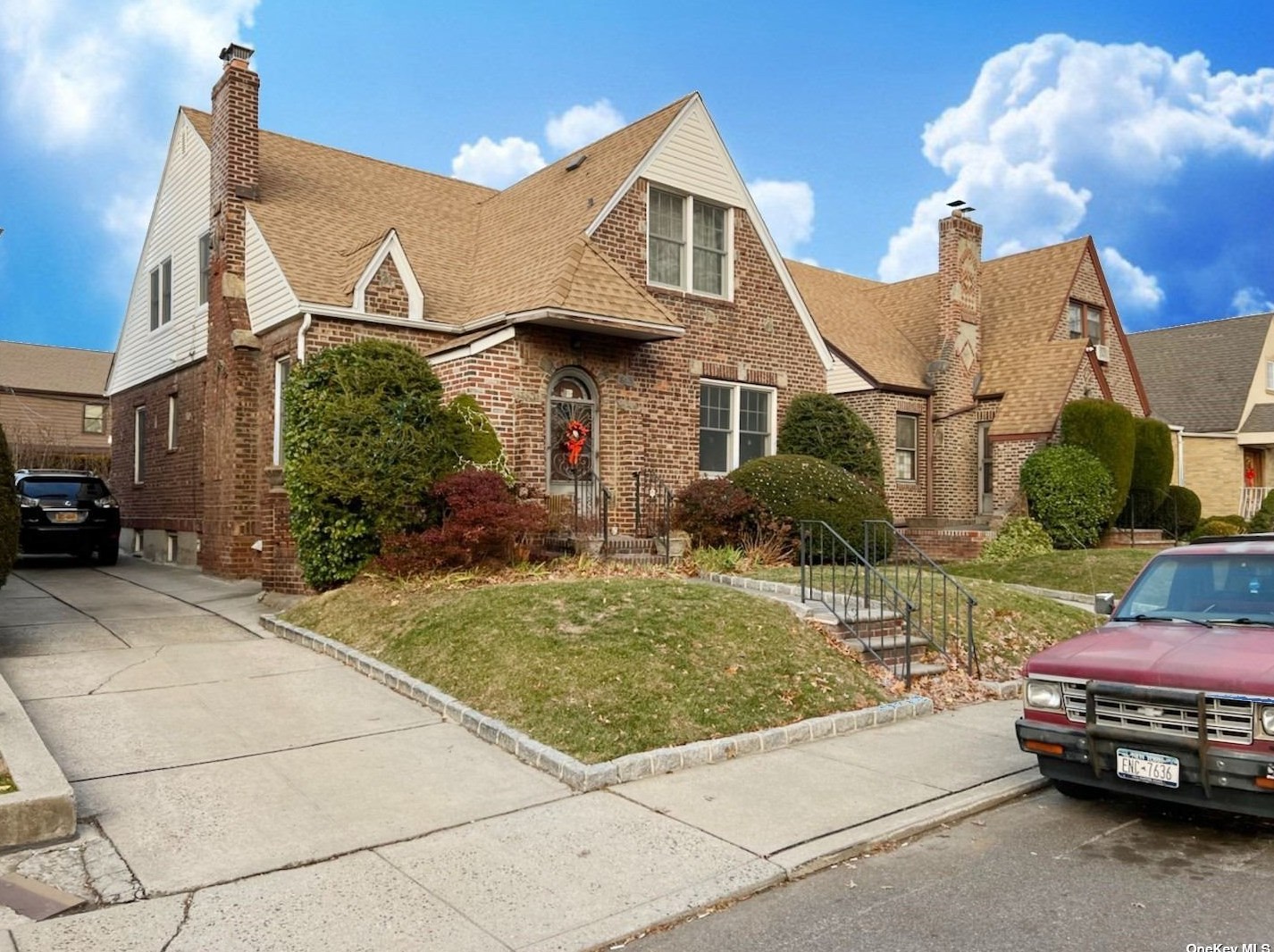 166-31 25th Ave, Flushing, NY 11357-7801