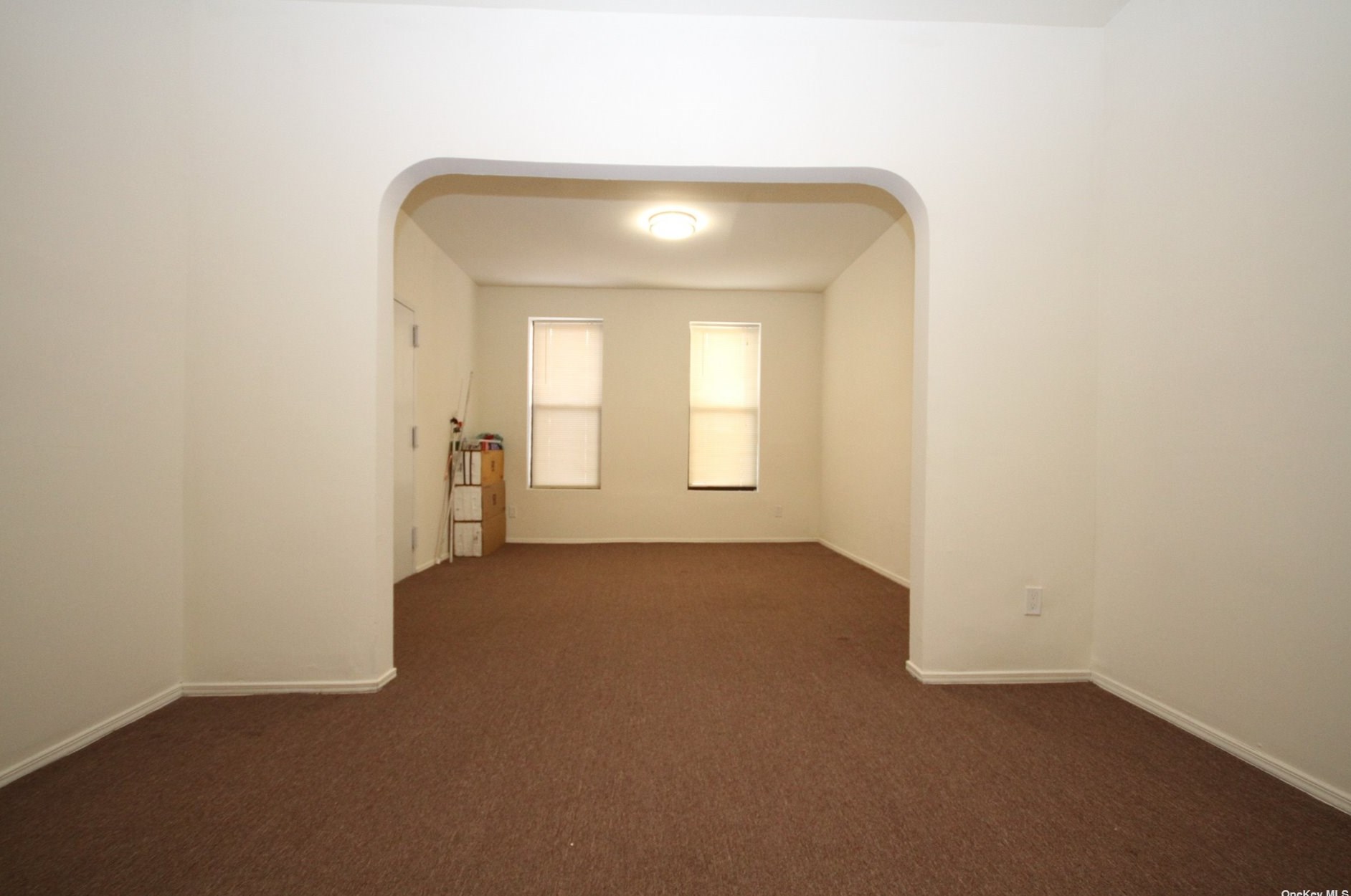 71-11 68th St, Flushing NY  11377-1239 exterior