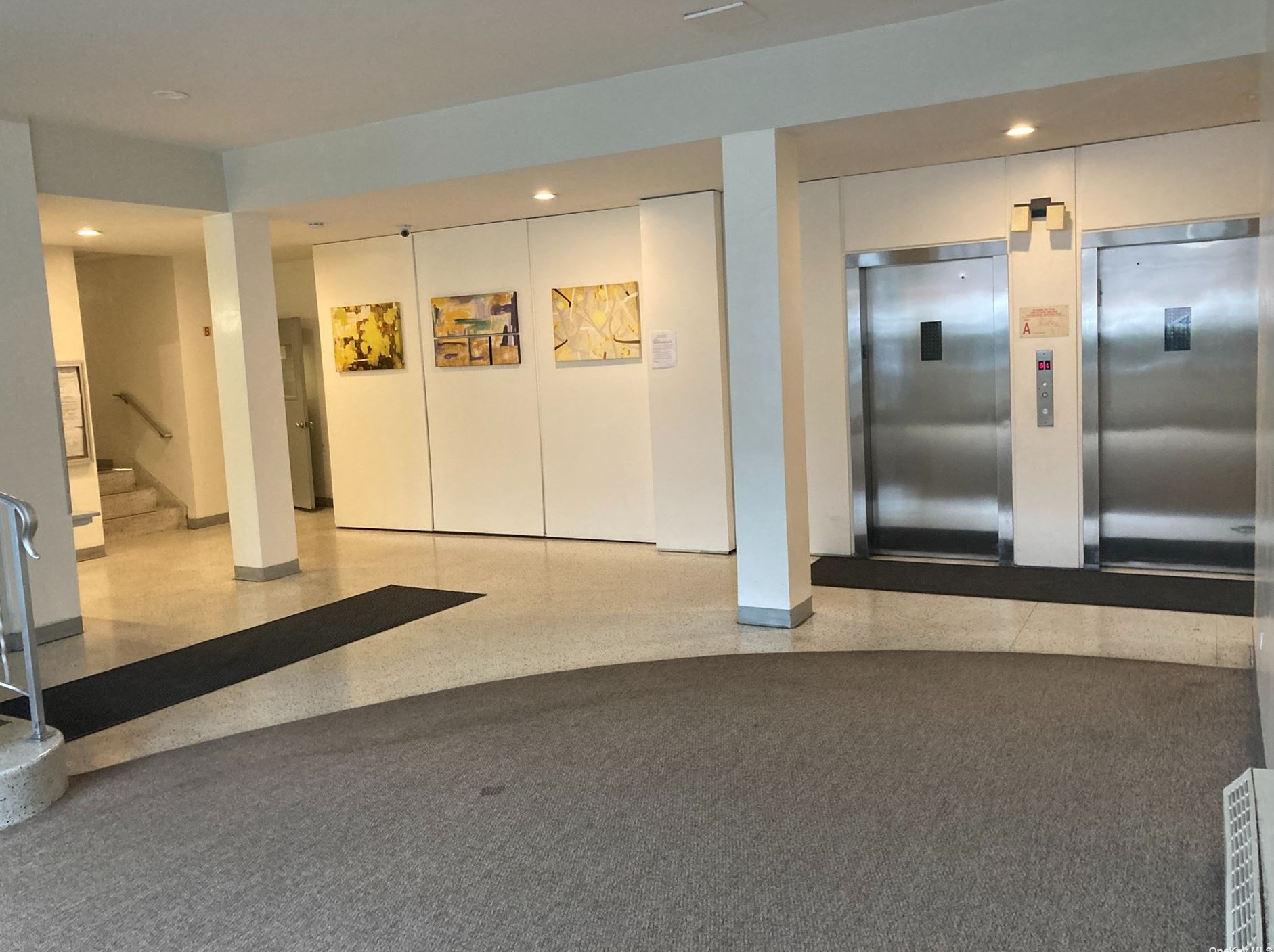 15272 Melbourne Ave, Flushing NY 11367-1441 exterior