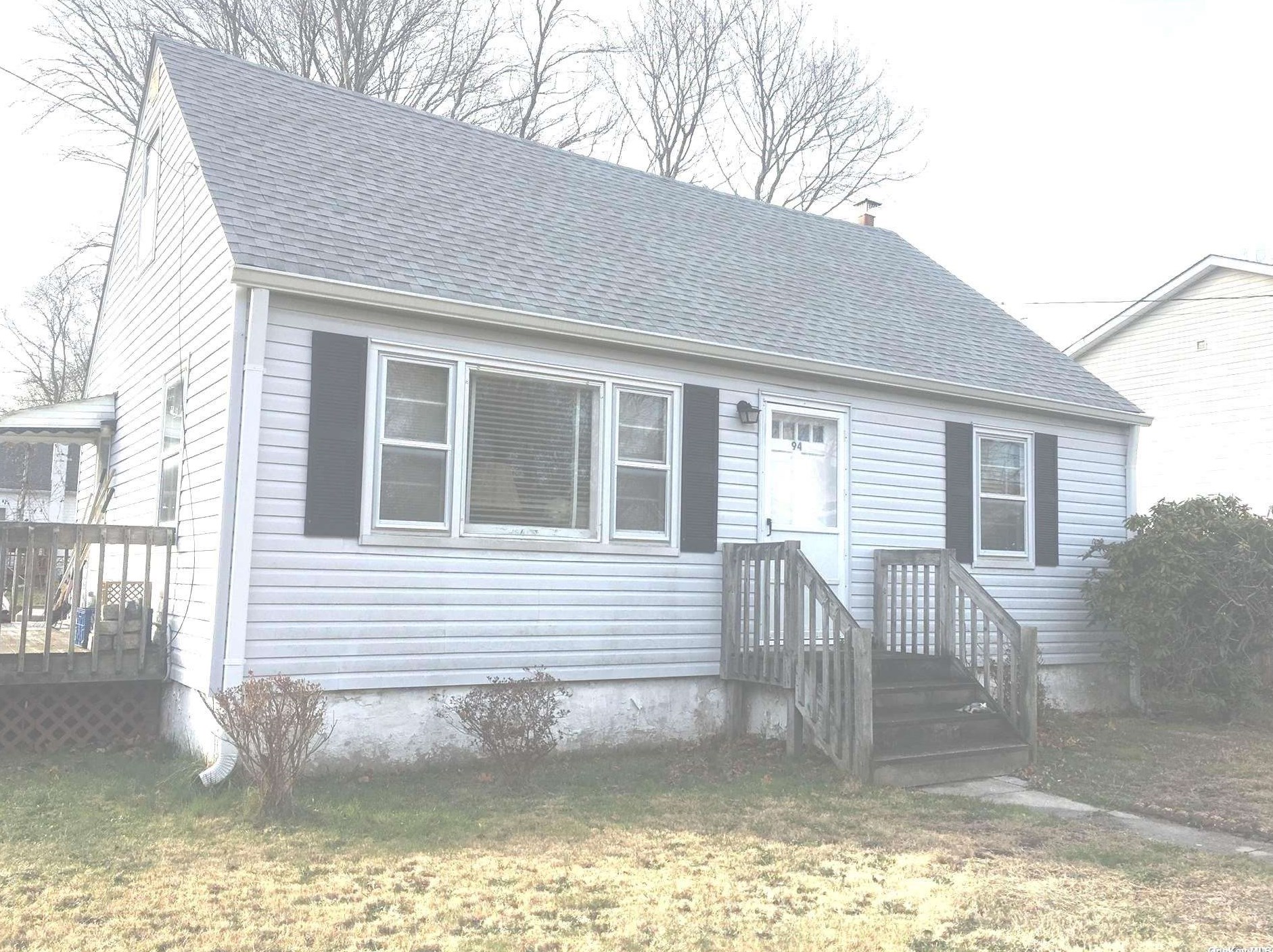 94 Orchid Dr, Old Mastic, NY 11951-5102