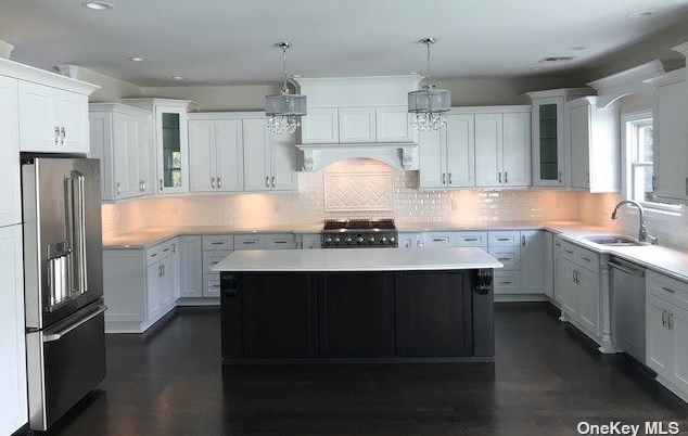 1640 Fletcher Ave, North Merrick, NY 11566-2460