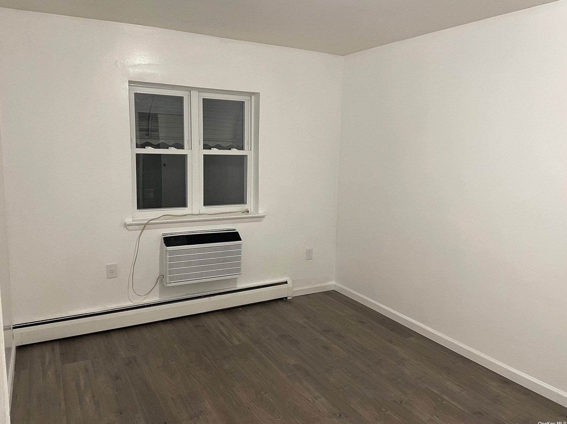 207 Crystal St, Brooklyn NY  11208-2626 exterior