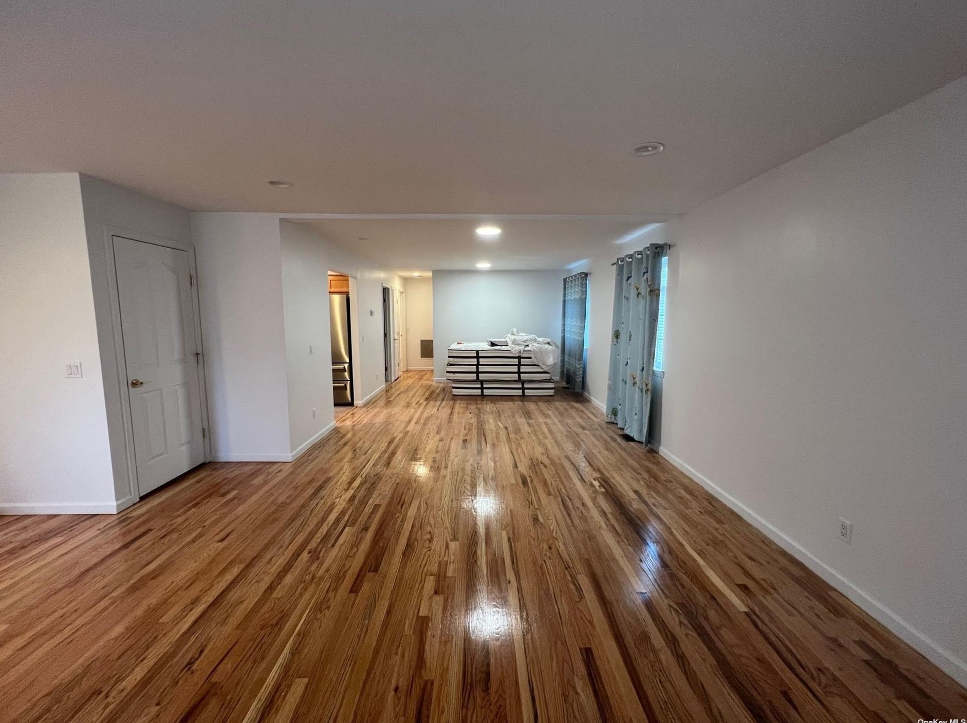 64 Firwood Rd, Port Washington, NY 11050